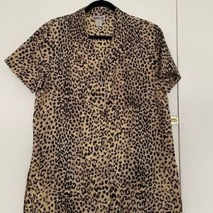 Robbie Bee 100% Silk Vintage Leopard Print Blouse